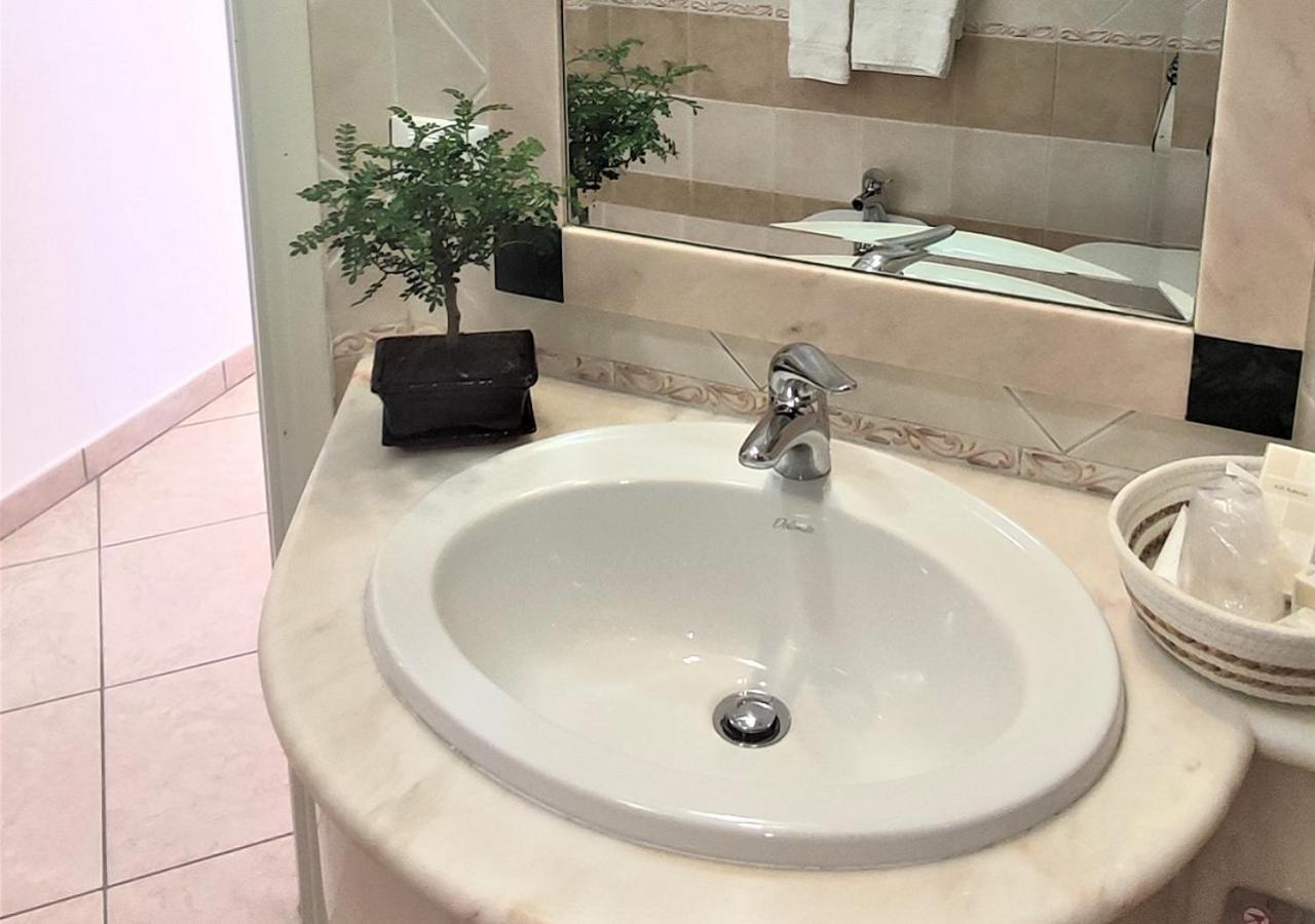 B&B Di Girolamo ลิโด ดิ ฟอนติ ภายนอก รูปภาพ